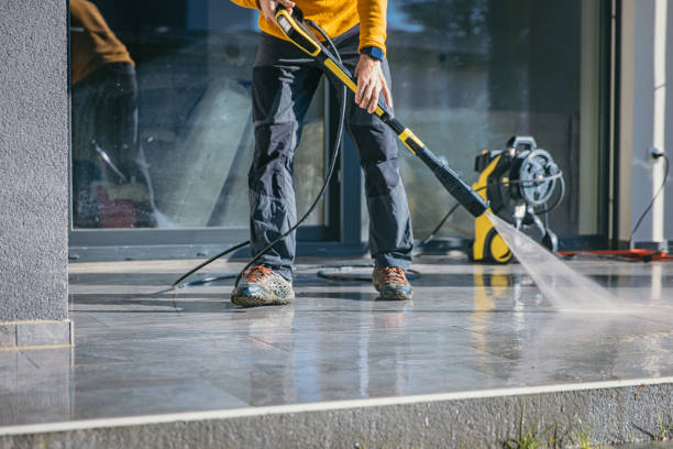 Best Deck Pressure Washing  in Rio Pinar, FL